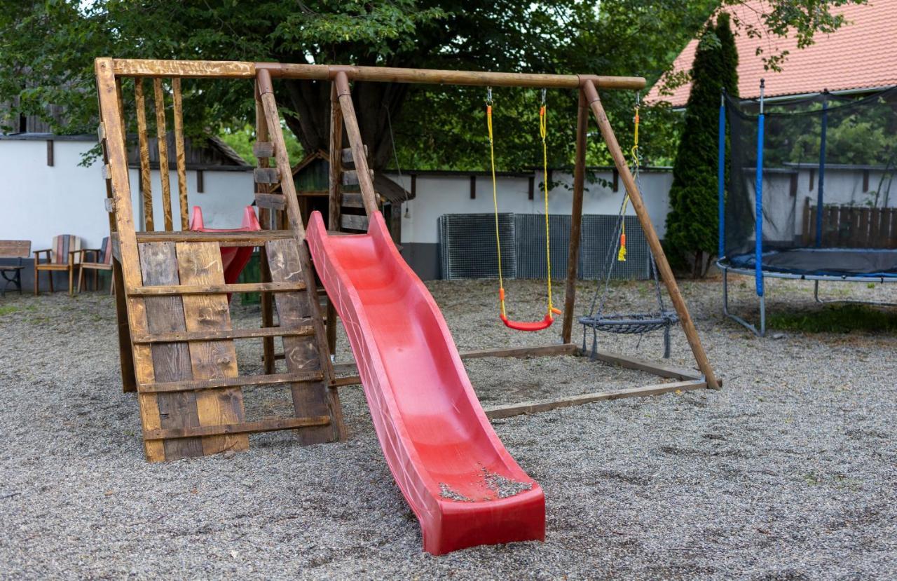 Pensiunea 7 Tei Cisnadioara Exteriör bild